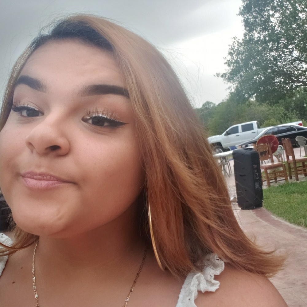 Meet your Posher, Jaqueline